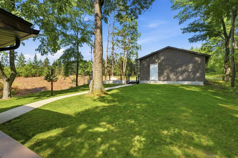 23581 210th Avenue Tustin, MI 49688