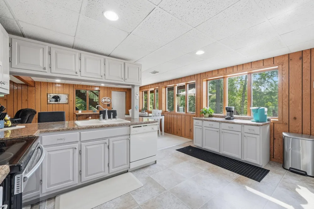 23581 210th Avenue Tustin, MI 49688