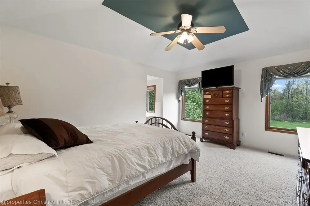 23071 Napier Road Lyon Charter Township, MI 48167