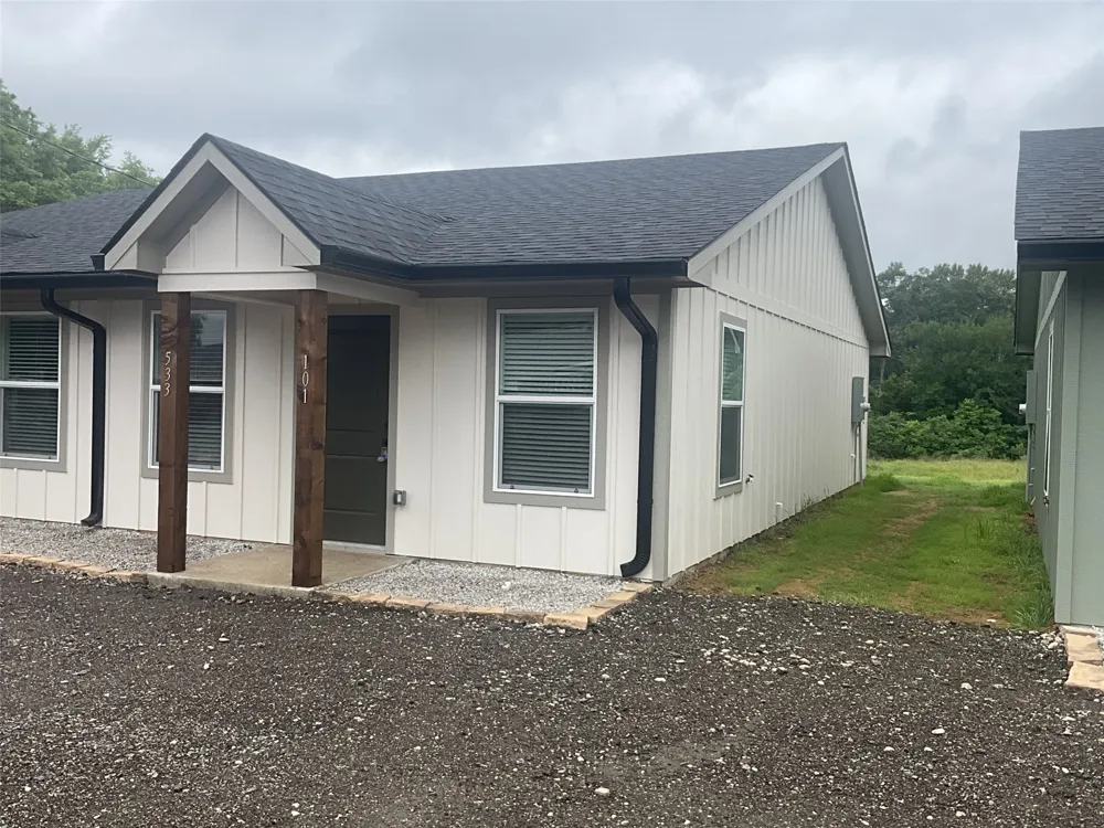 533 Bradburn Road #101 Grand Saline, TX 75140