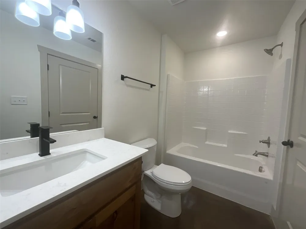 533 Bradburn Road #101 Grand Saline, TX 75140