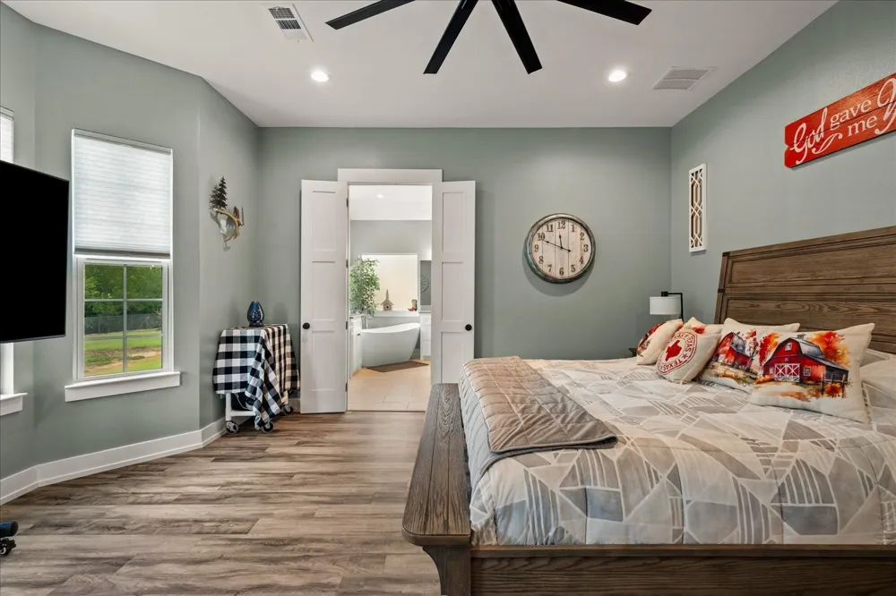381 County Road 4945 Leonard, TX 75452