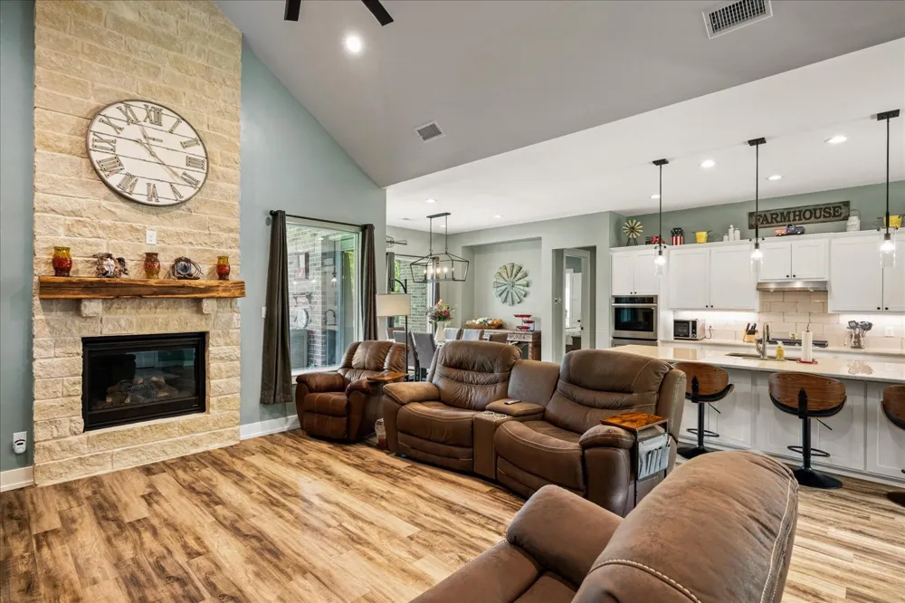 381 County Road 4945 Leonard, TX 75452