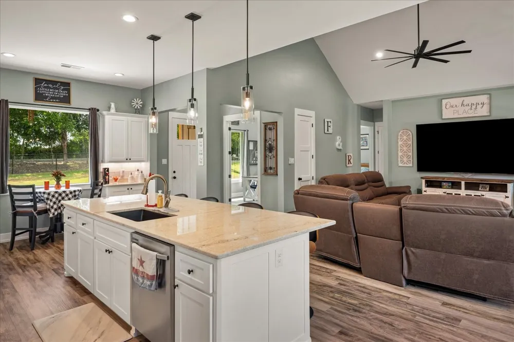 381 County Road 4945 Leonard, TX 75452