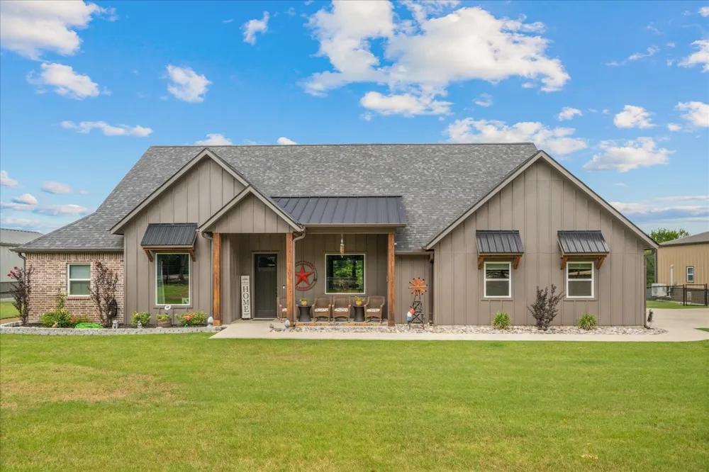 381 County Road 4945 Leonard, TX 75452