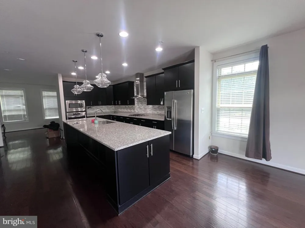 40 WEDGE WAY #7 Baltimore, MD 21208