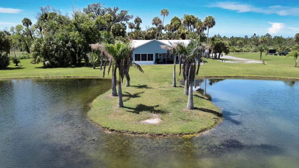 18601 Orange Avenue Fort Pierce, FL 34945
