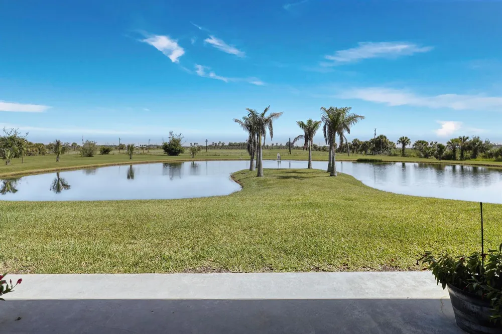 18601 Orange Avenue Fort Pierce, FL 34945