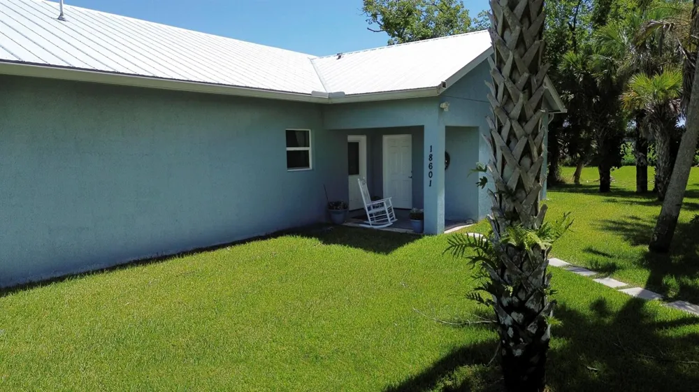 18601 Orange Avenue Fort Pierce, FL 34945