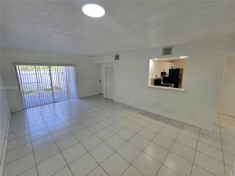 12555 NW 11th Way #103 Miami, FL 33182