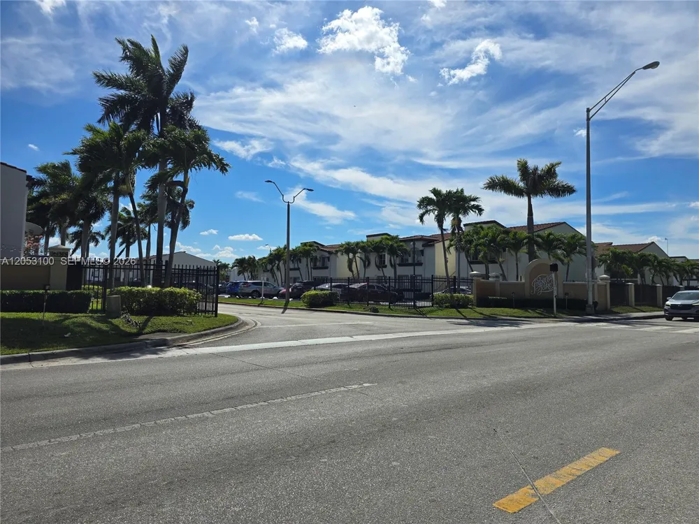 12555 NW 11th Way #103 Miami, FL 33182
