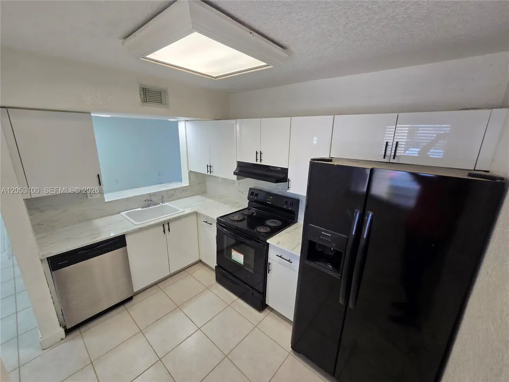 12555 NW 11th Way #103 Miami, FL 33182