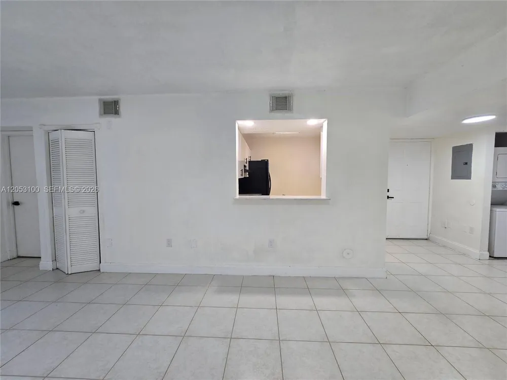 12555 NW 11th Way #103 Miami, FL 33182