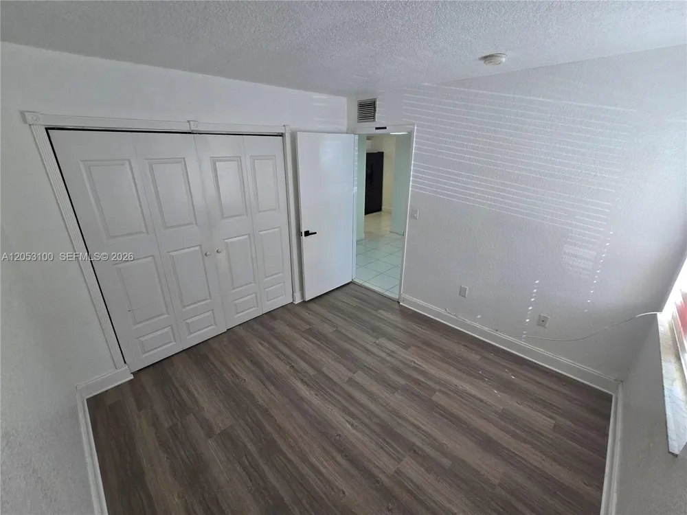12555 NW 11th Way #103 Miami, FL 33182