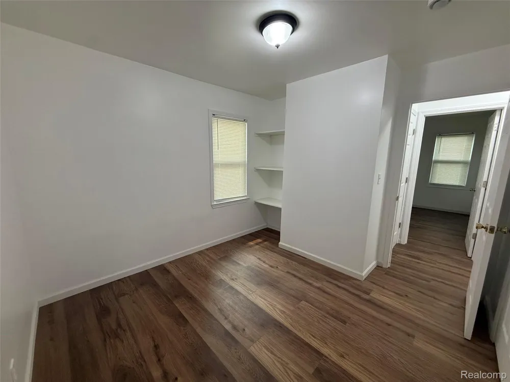 4956 Huron Street Dearborn Heights City, MI 48125