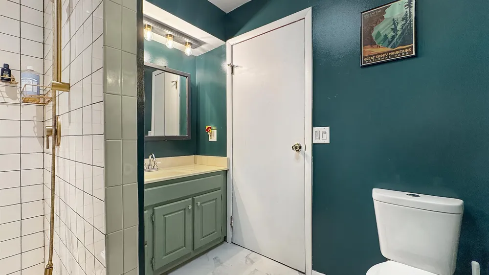 226 Seneca Place Cadillac City, MI 49601