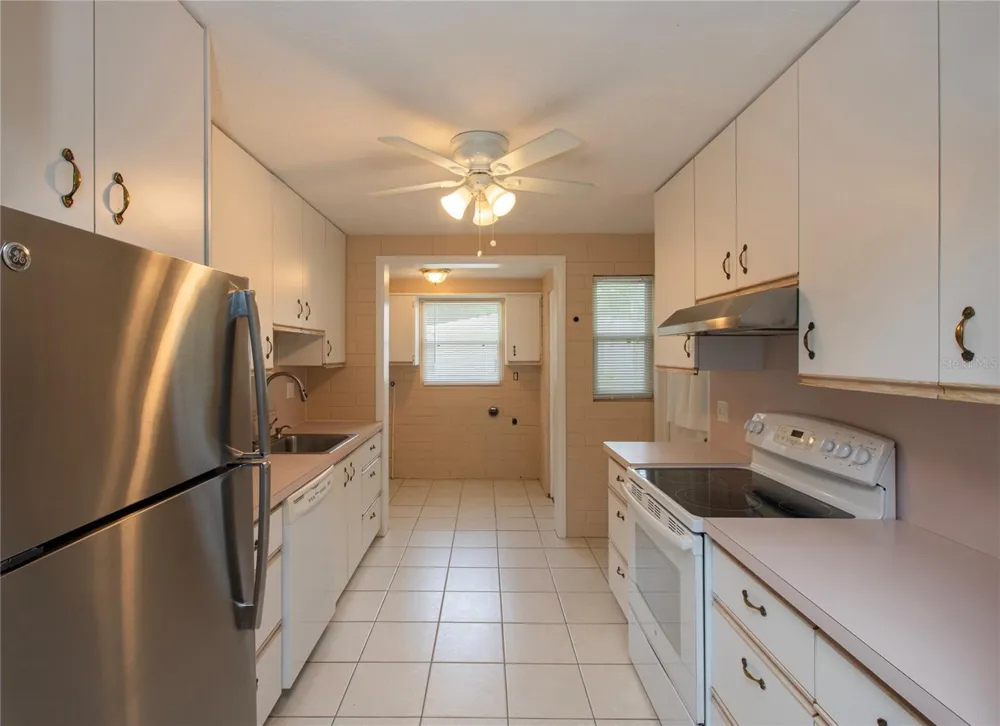 314 ROSLYN AVENUE New Smyrna Beach, FL 32168