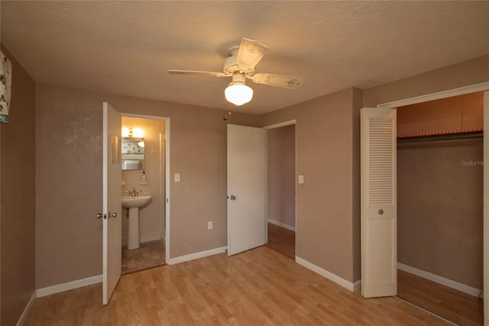 314 ROSLYN AVENUE New Smyrna Beach, FL 32168