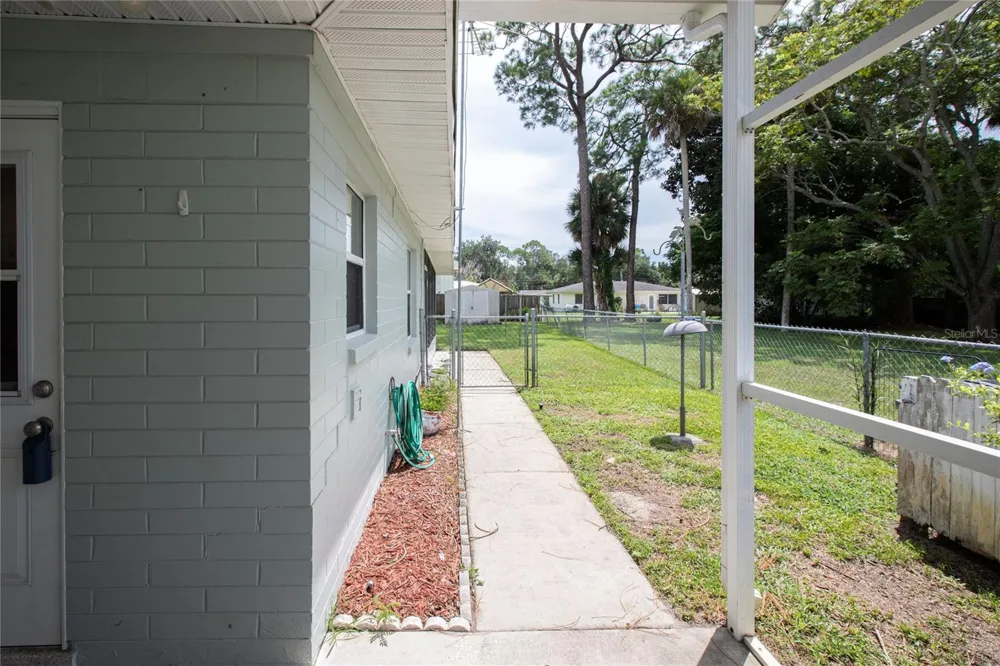 314 ROSLYN AVENUE New Smyrna Beach, FL 32168