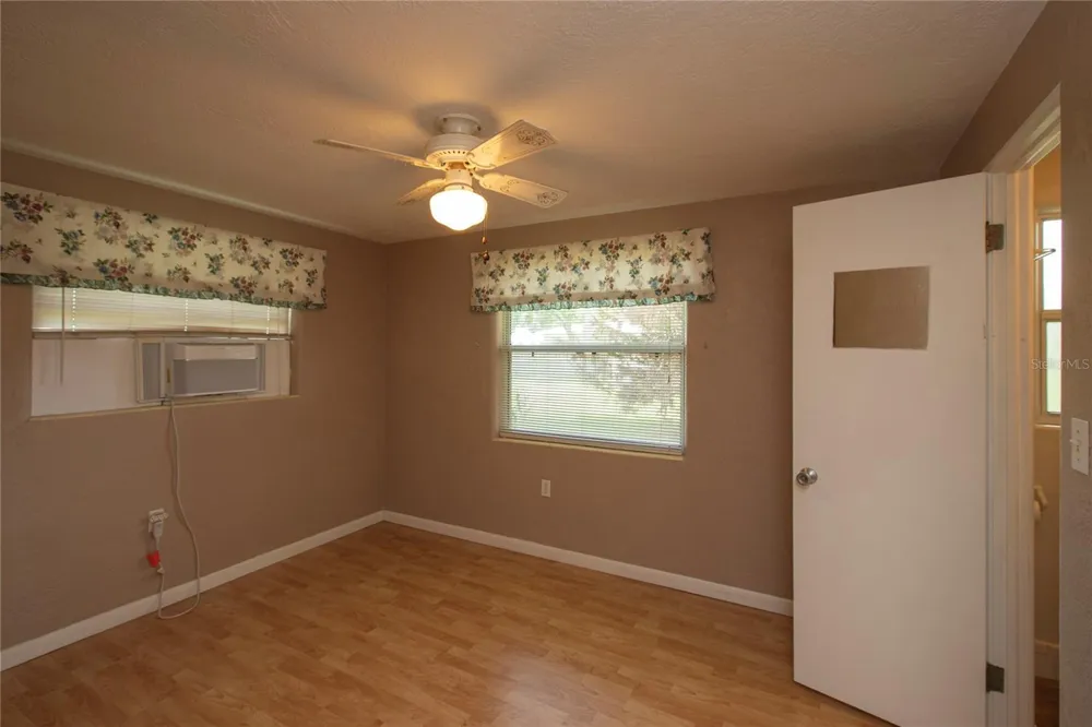 314 ROSLYN AVENUE New Smyrna Beach, FL 32168