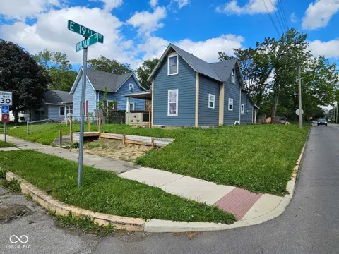 1830 Walnut Street