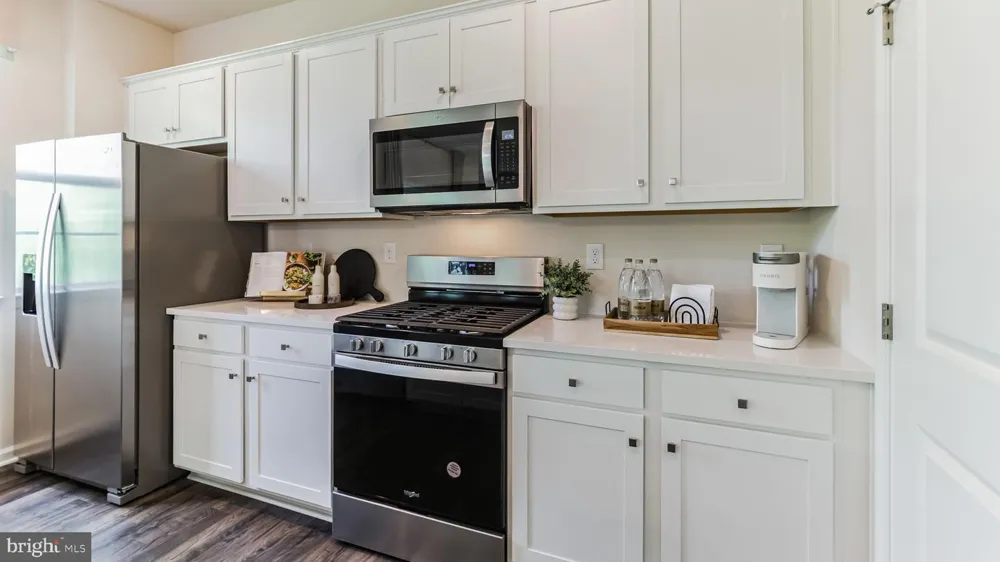 123 PEAR RIDGE DRIVE Harrisburg, PA 17111