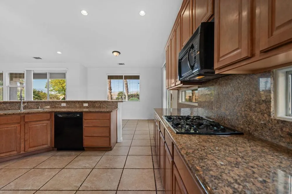 109 Clearwater Way Rancho Mirage, CA 92270