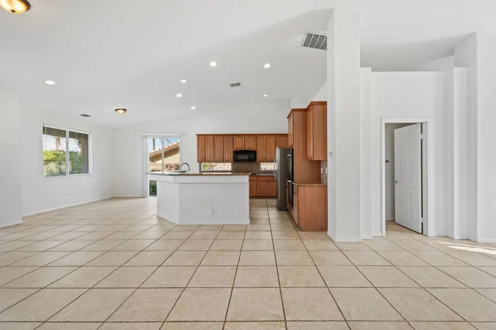 109 Clearwater Way Rancho Mirage, CA 92270