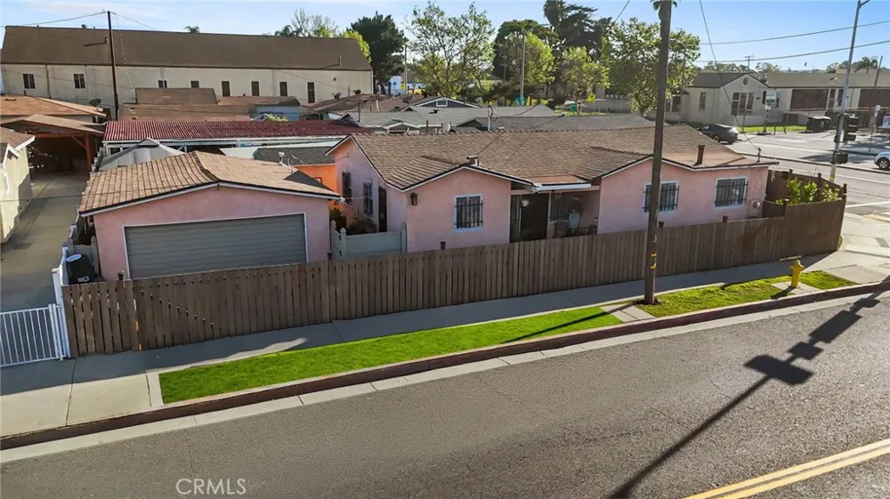 12400 S Wilmington Compton, CA 90222
