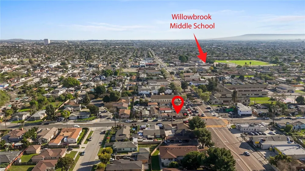 12400 S Wilmington Compton, CA 90222