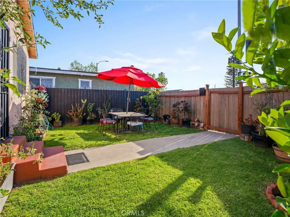 12400 S Wilmington Compton, CA 90222