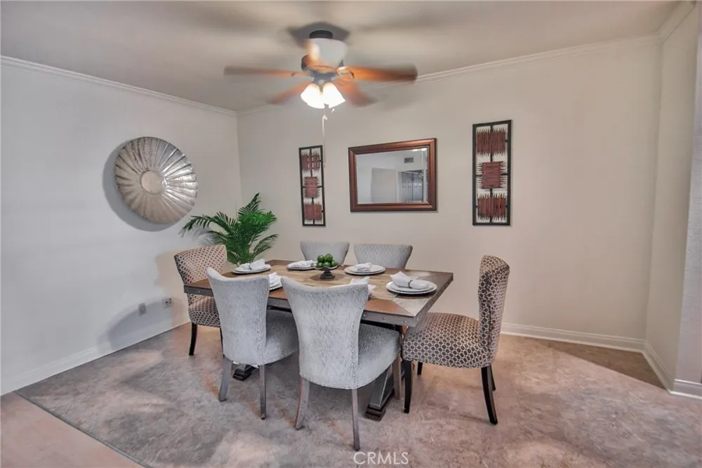 4915 Tyrone #221 Sherman Oaks, CA 91423
