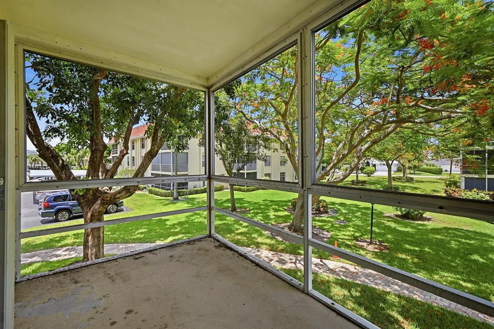 5570 Tamberlane Circle #229 Palm Beach Gardens, FL 33418