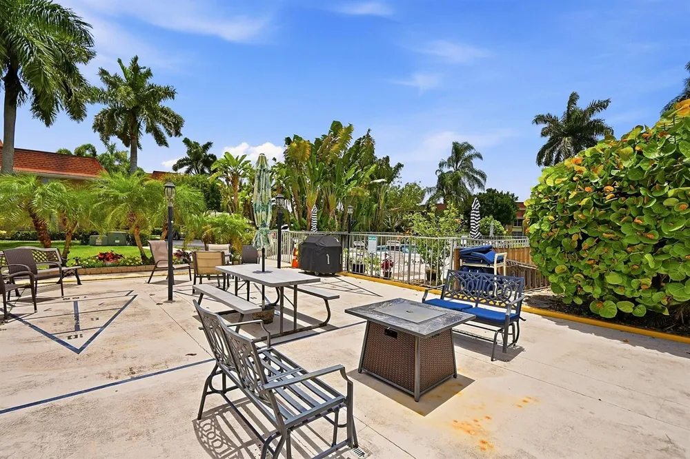 5570 Tamberlane Circle #229 Palm Beach Gardens, FL 33418