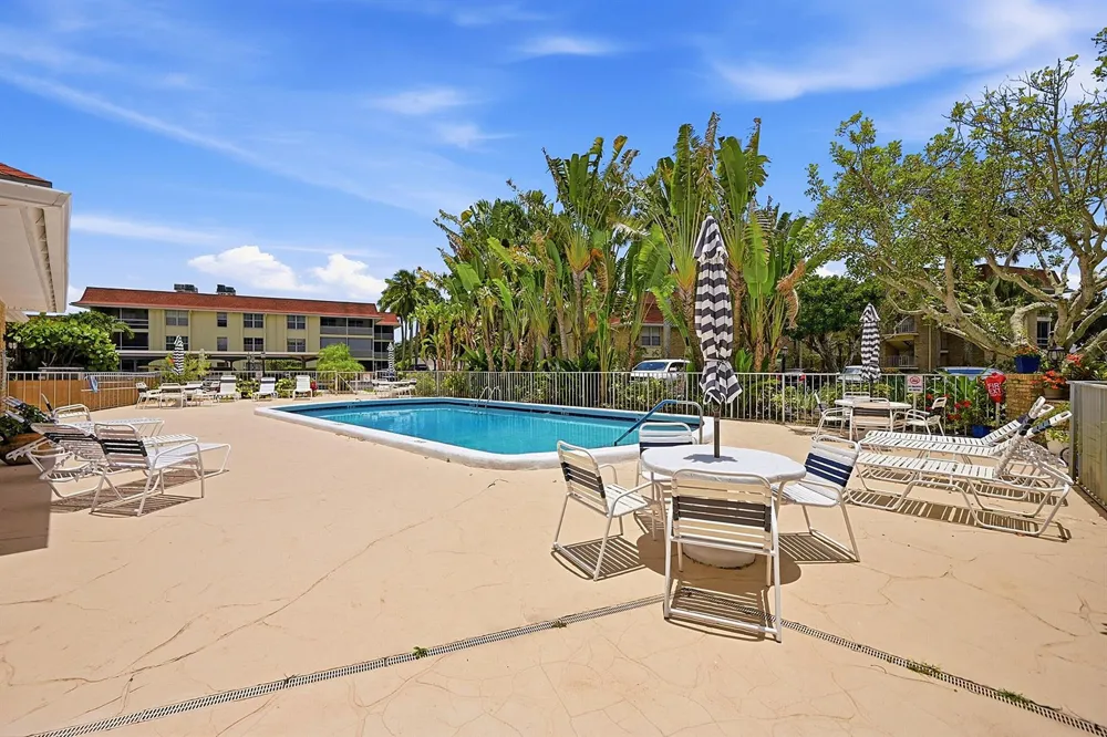 5570 Tamberlane Circle #229 Palm Beach Gardens, FL 33418