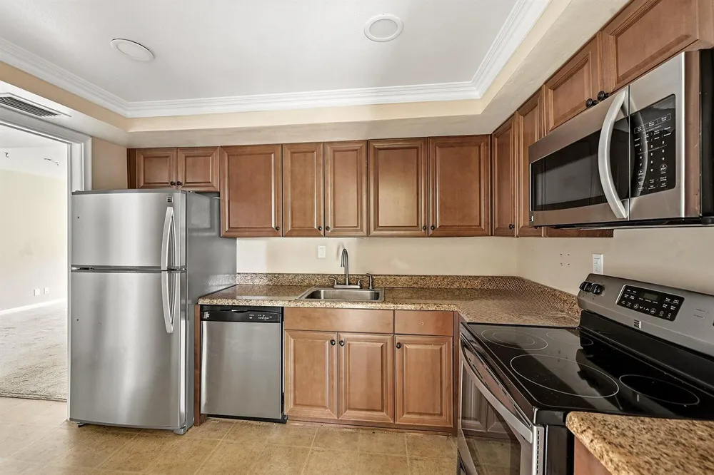 5570 Tamberlane Circle #229 Palm Beach Gardens, FL 33418