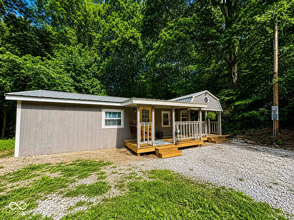 1891 E 150 S Rockville, IN 47872