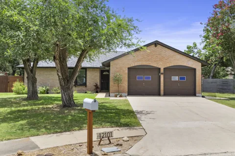 12101 Missel Thrush Court