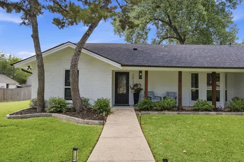 5912 Quails Path