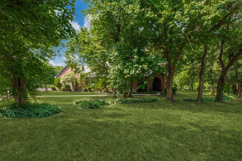 305 Cedar Hill Circle Lowry Crossing, TX 75407