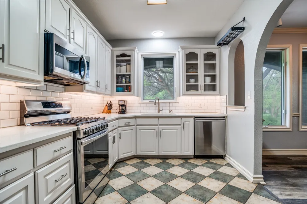 305 Cedar Hill Circle Lowry Crossing, TX 75407