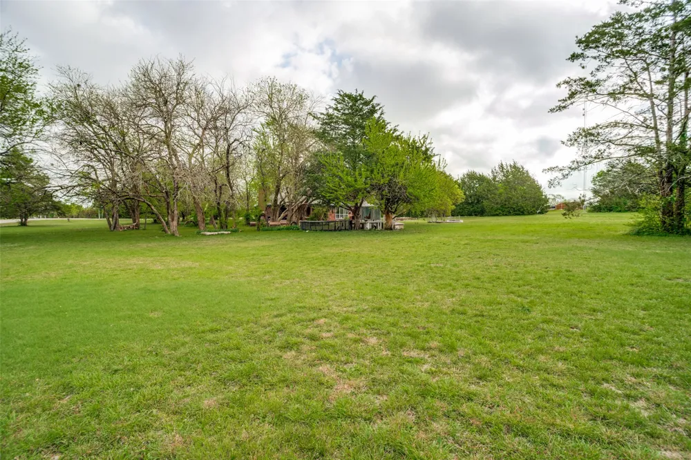 305 Cedar Hill Circle Lowry Crossing, TX 75407