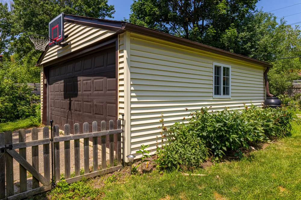 2703 Towner Boulevard Ann Arbor, MI 48104