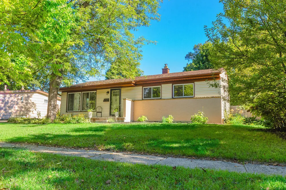 2703 Towner Boulevard Ann Arbor, MI 48104