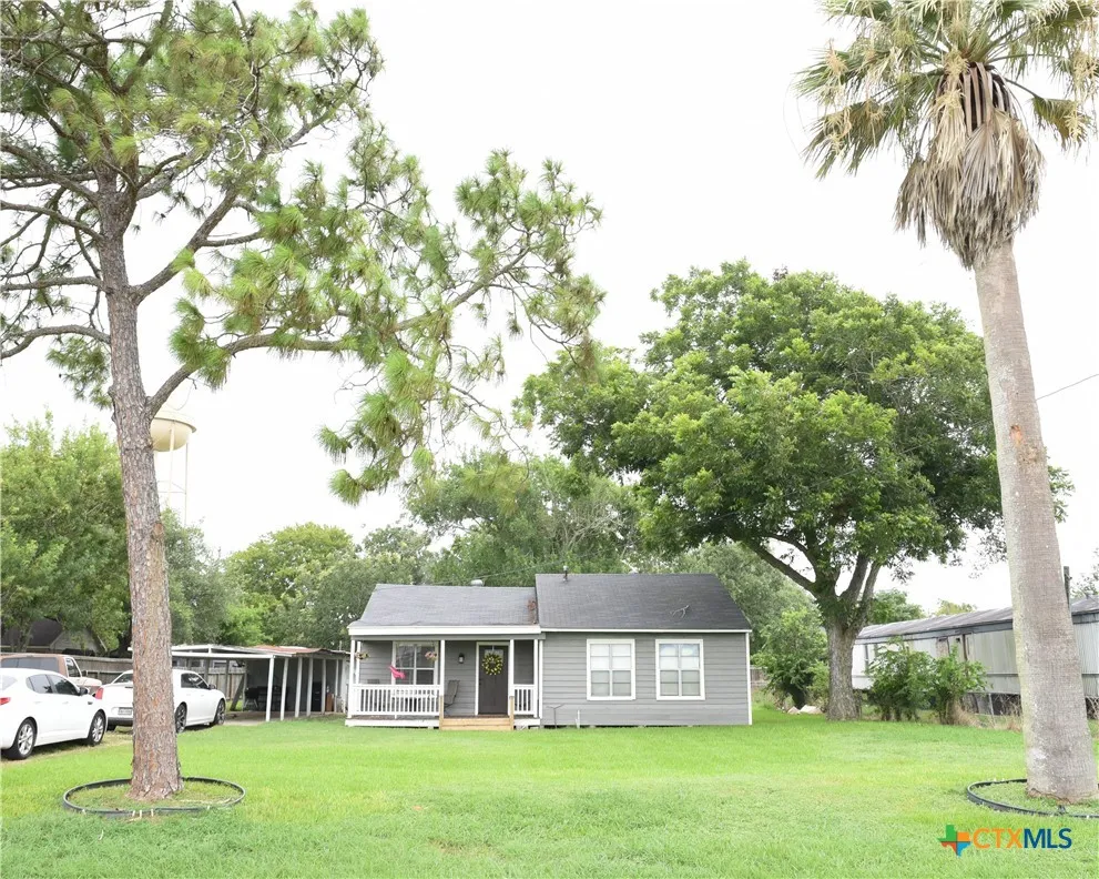 358 Herbert Street Bloomington, TX 77951