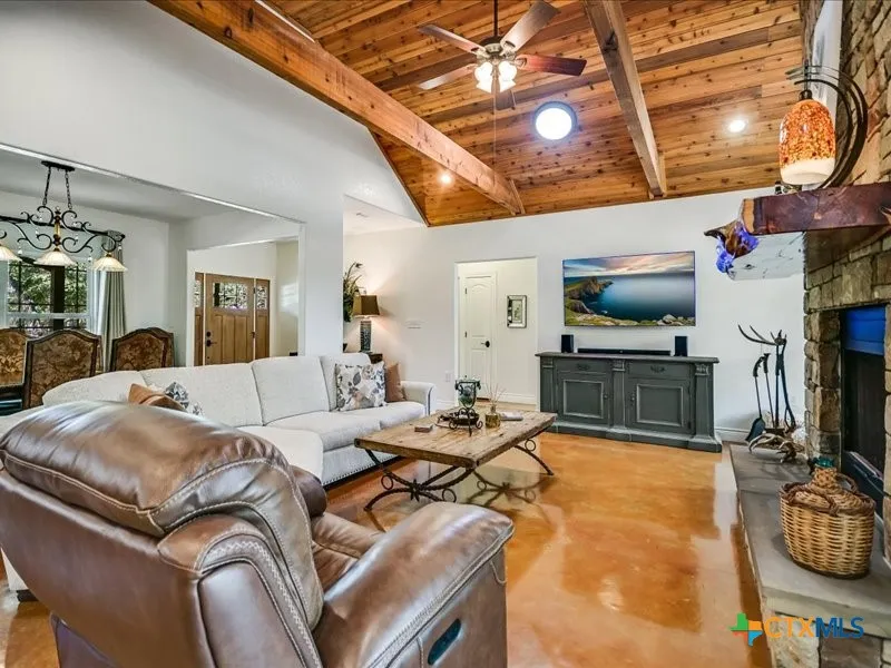 530 Cascade Trail San Marcos, TX 78666
