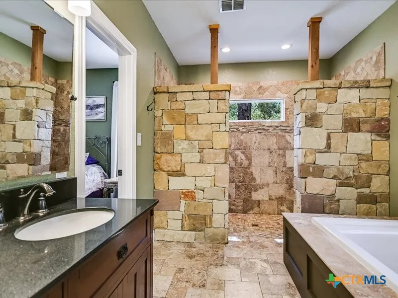 530 Cascade Trail San Marcos, TX 78666