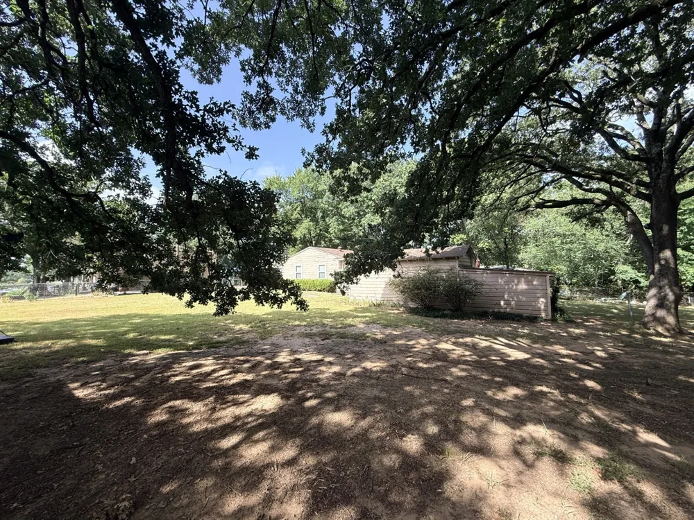 2070 County Road 3830 Quinlan, TX 75474