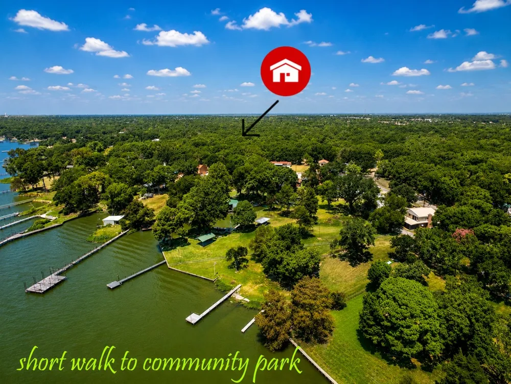 2070 County Road 3830 Quinlan, TX 75474