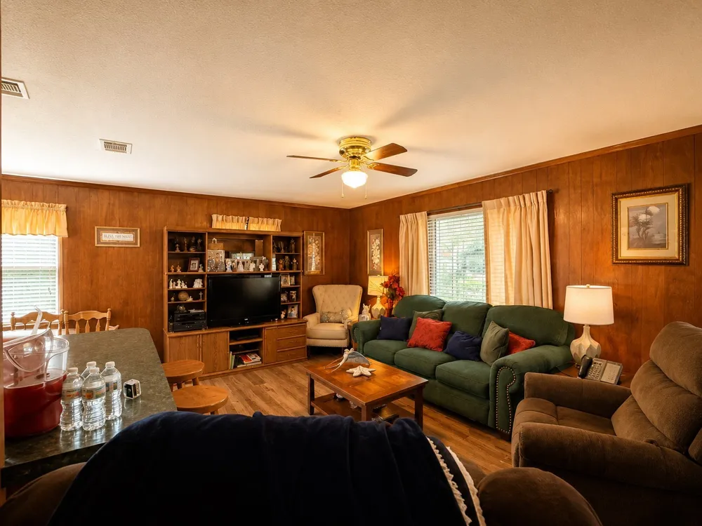 2070 County Road 3830 Quinlan, TX 75474